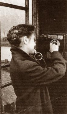 обложка аудиокниги И все слова слились в одно: Алло! Алло!